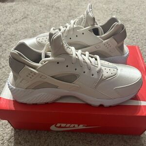 Nike AIR HUARACHE RUN Women’s Sneakers Phantom/LT Iron 634835-018 size 9.5